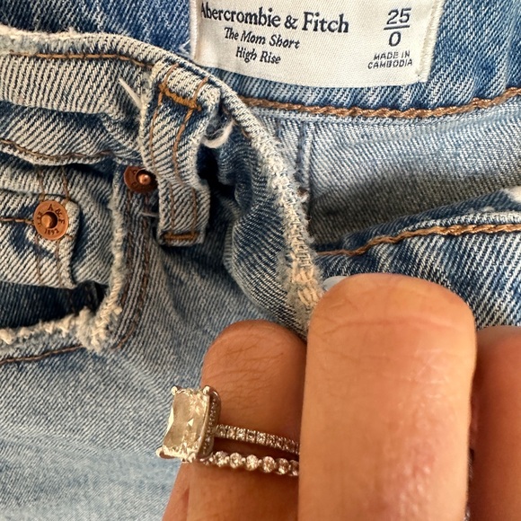 Abercrombie High rise short - Picture 3 of 6